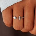 thumbnail image 3 of Anillo de cruz y corazón para mi hija, oración a través de él, anillos de amor cruzados abiertos ajustables de plata de ley 925, nunca te rindas oso de fresa Hogar, 3 of 5