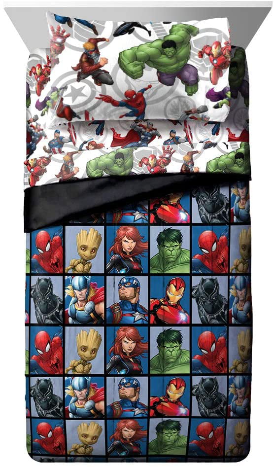 Jay Franco Marvel Deadpool Twist Full/Queen Comforter Official Marvel Product Fade Resistant Polyester Microfiber Fill Super Soft Reversible Bedding 