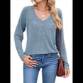 thumbnail image 3 of Camisetas de Larga para Mujer, Cuello en V, Suaves, Básicas, Holgadas, Informales, Moda de Otoño. Azul L, 3 of 10