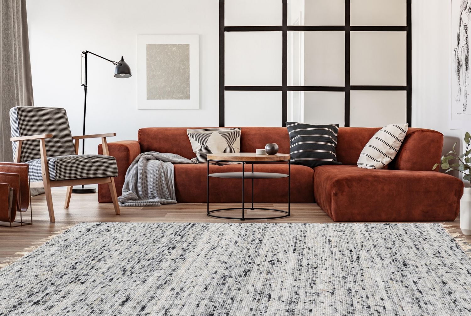 Tapis Berbère Verginia naturel & noir de 7 pi 10 po x 10 pi 4 po