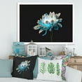 thumbnail image 3 of Designart 'Close Up Of White and Pure Blue Daisy Flower I' Traditional Framed Art Print, 3 of 4