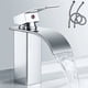 thumbnail image 5 of Elegante grifo de baño con cascada para montaje en cubierta, construcción de acero inoxidable, acabado en cromo pulido para baños modernos, 5 of 5