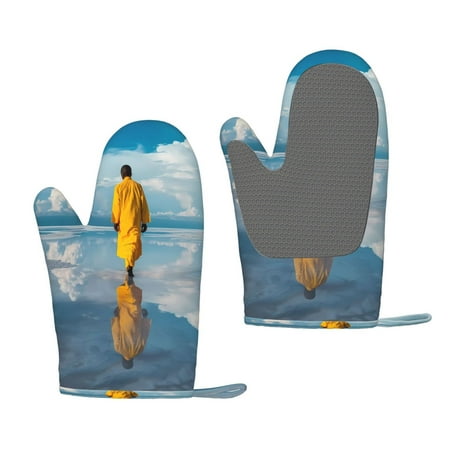 

Lafuoo Monk Walking On Water Pattern Silicone Anti-Scalding Gloves Hanging Rope Gloves are Suitable for Kitchen Utensils for Kitchen Baking Cooking Outdoor Barbecue