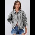 thumbnail image 4 of Camisa A Rayas con Botones, 3/4, Hombros Caídos, Corte Holgado, Dobladillo con Volantes, para Mujer Negro M, 4 of 6