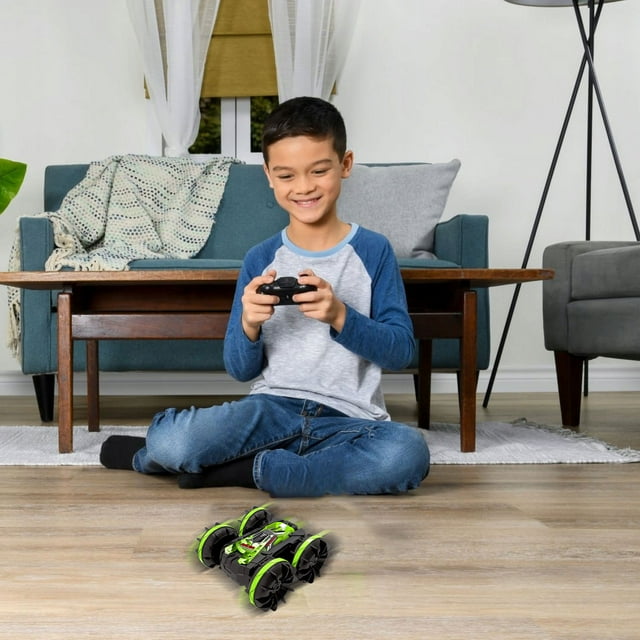 LSLJS Surface de l'Eau Terre Universelle Stunt Voiture Télécommandée, Rotation à 360 Pieds, Induction par Gestes, Voiture de Danse Intérieure Extérieure, Jouets, Cadeaux d'Anniversaire Garçons Noël