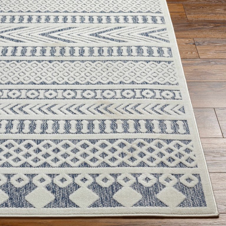 Hauteloom Frankville Outdoor Rug - 6'7 x 9' Rectangle