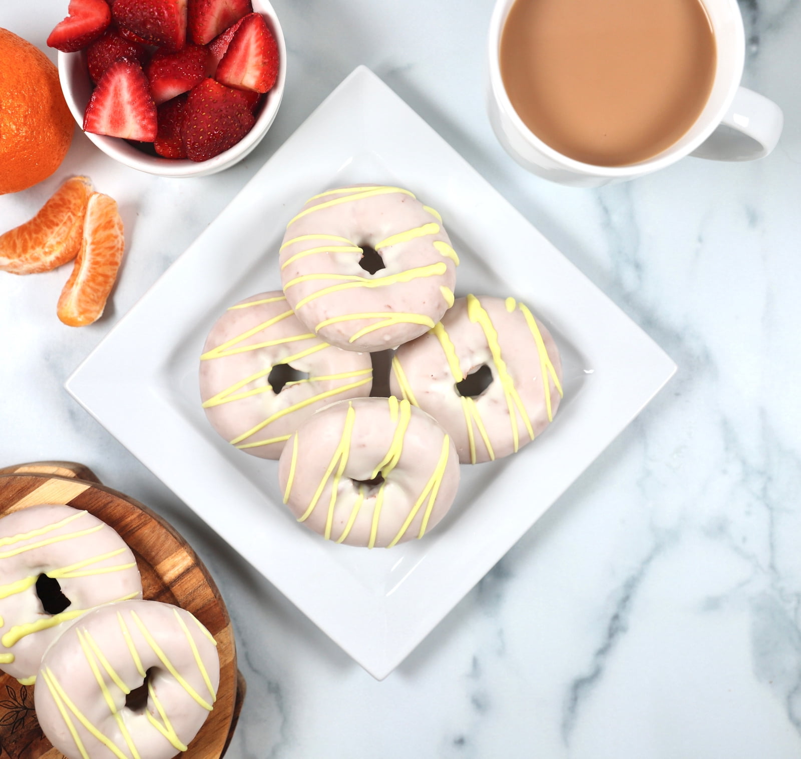 Stan’s Donuts Lemon Dipped Cake Donuts, 12 oz., 6 Count, Bakery Clamshell, Vanilla Donuts Dipped in Citrusy Lemon White Chocolate Drizzle