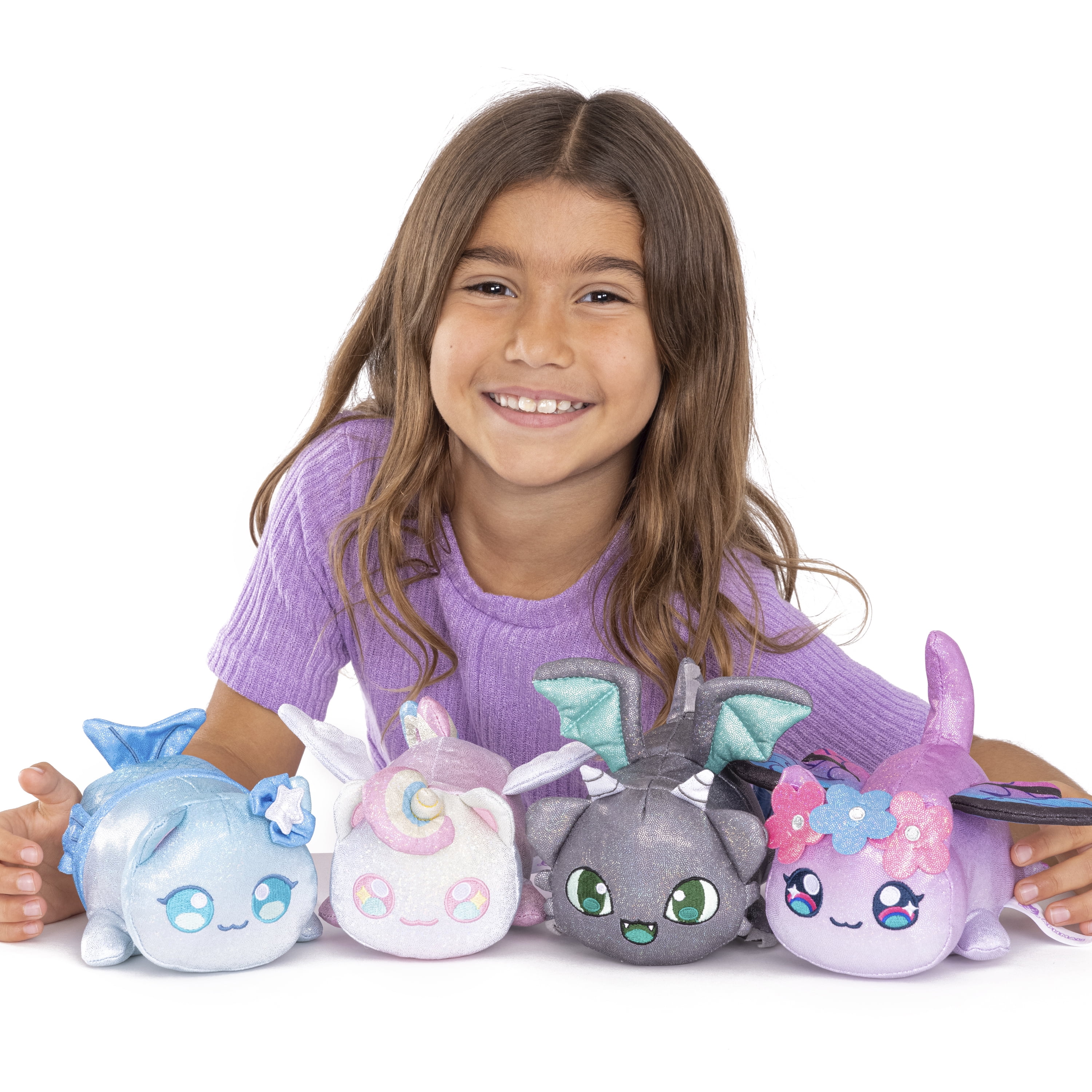 Aphmau MeeMeows Fashion Doll with 5 Mystery Surprises 810054661634