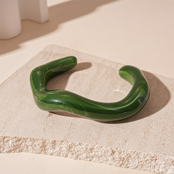 XmhyTop-A Green Opening Bracelet Acrylic Bangles 1 Pcs Stylish Irregular Acrylic Resin Bangle
