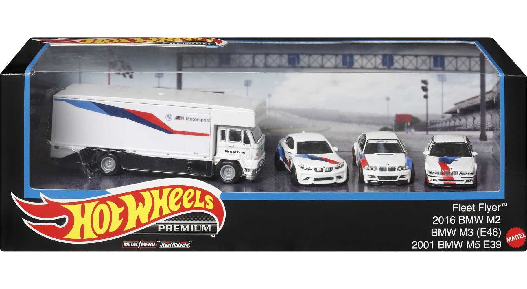 Hot Wheels Premium Collect Display Sets with 3 1:64 Scale Die-Cast Cars & 1 Team Transport Vehicle, Collectors’ Favorites