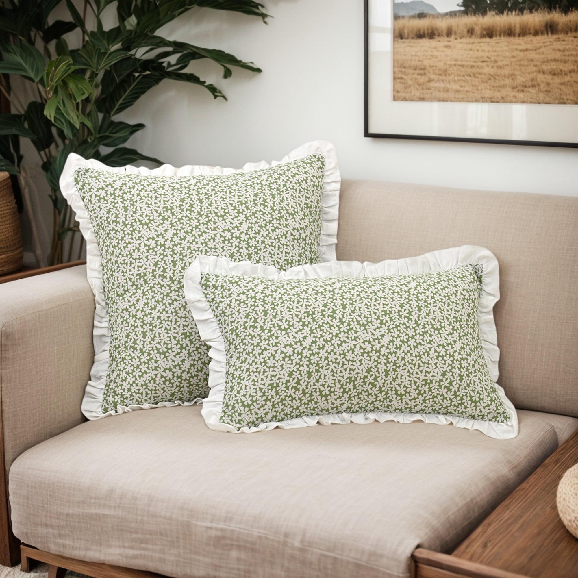 Unique Bargains Set of 2 Leaf Print Pillow Covers with Ruffled Trim Green 18" x 18"