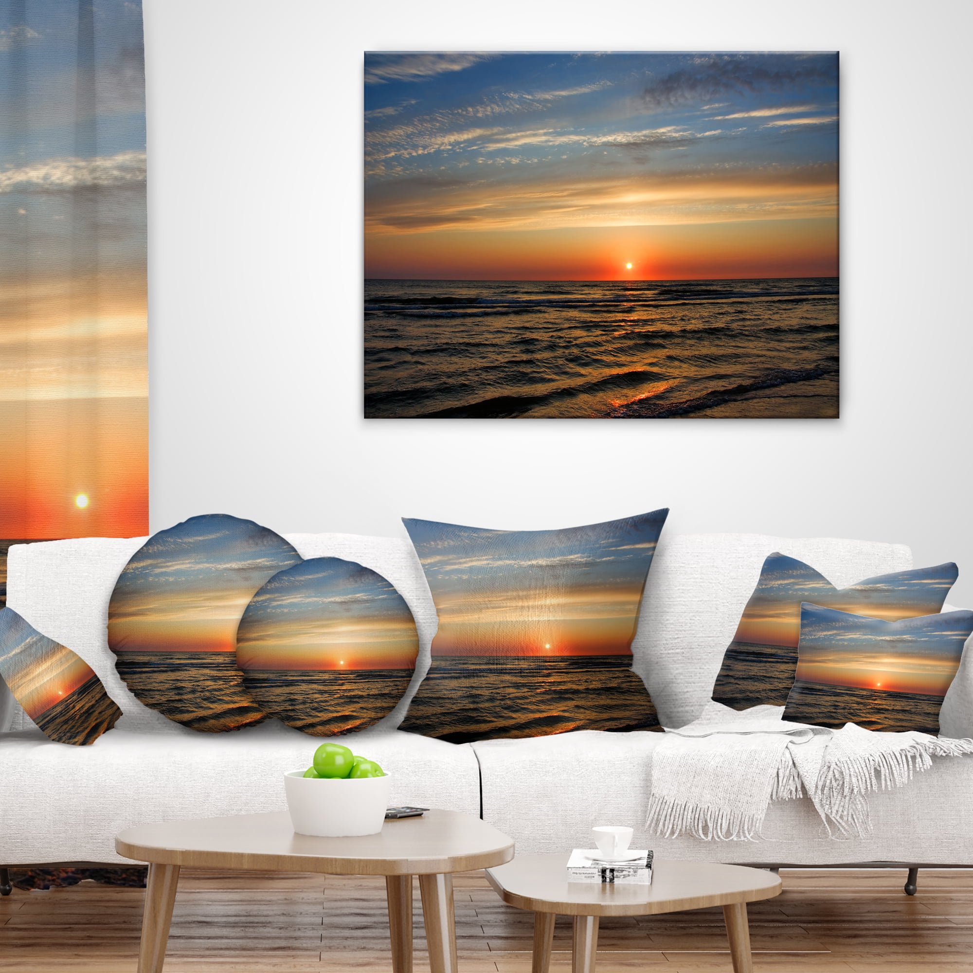 Designart Red Sunset with Dark Ocean Waves - Seascape Throw Pillow - 16x16