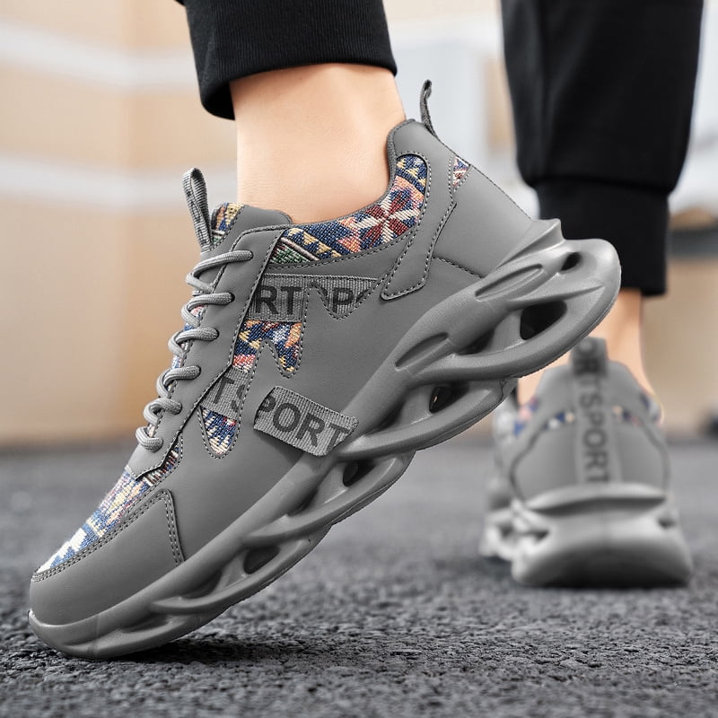 Korean style trendy thick soled shoes, fashionable and versatile, outdoor hiking shoes, travel shoes.