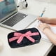 thumbnail image 5 of Estuche para lápices con lazo, bolsa de almacenamiento vertical, estilo caramelo suave, para niñas, alto valor, diseño plegable, plástico duradero, para dormitorio, almacenamiento de, 5 of 8