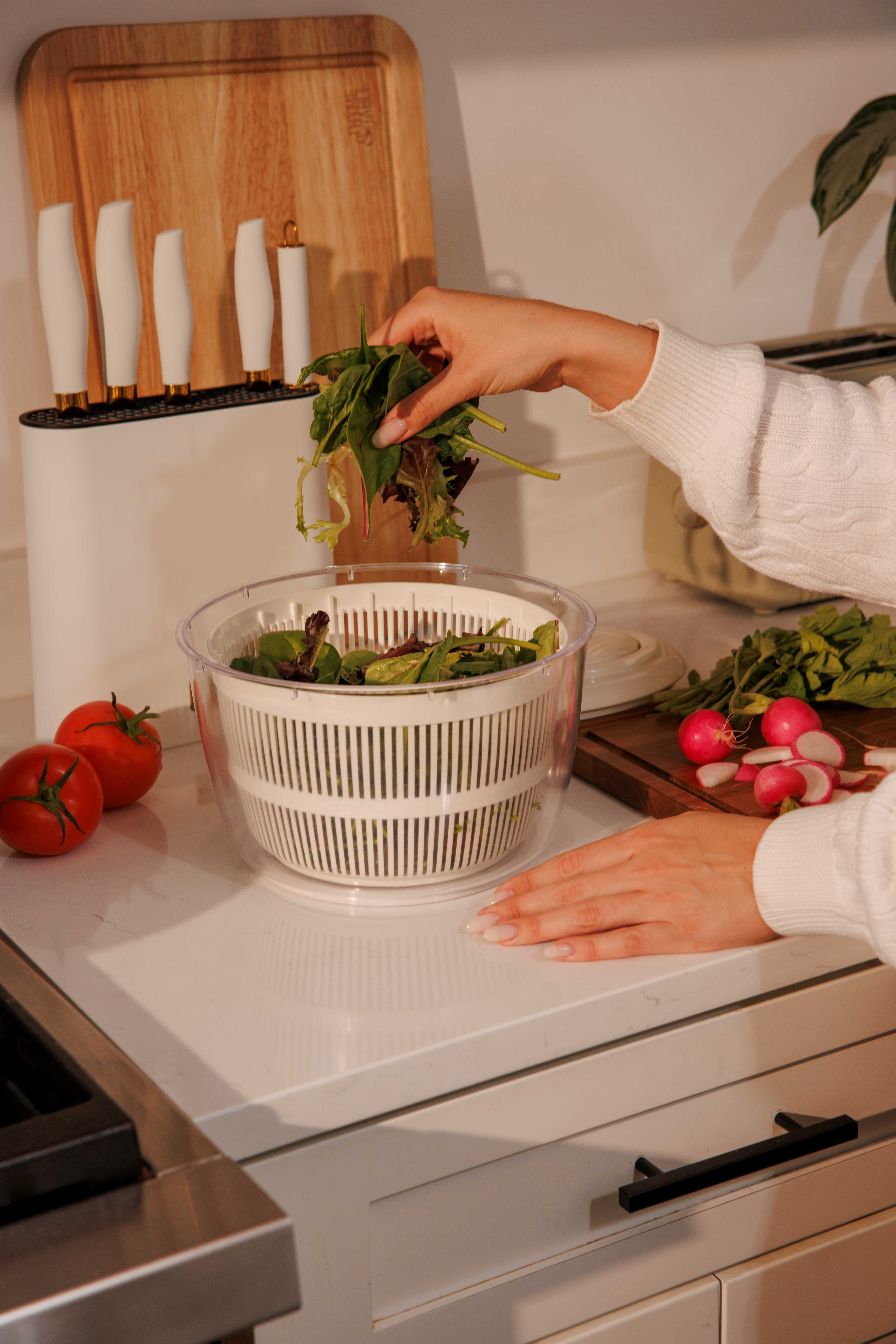 Thyme & Table Salad Spinner, Cream