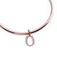 thumbnail image 2 of Charm para Pulsera LuckyLy, Dije Inicial Letra A, Acero Inoxidable con Baño de Oro Rosa 18k y Zirconia Cúbica, Modelo Lizzy rosa Letra O, 2 of 7