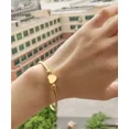 thumbnail image 5 of Brazalete Pulsera Ryscom Forma de Espiral con Dije de Corazon Color Dorado Acero Inoxidable, 5 of 5