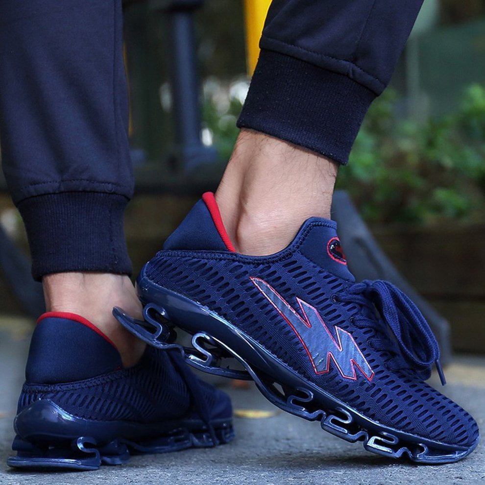 Clearance Sale Fashionable Lightweight Men Sport Running Shoes Hollow