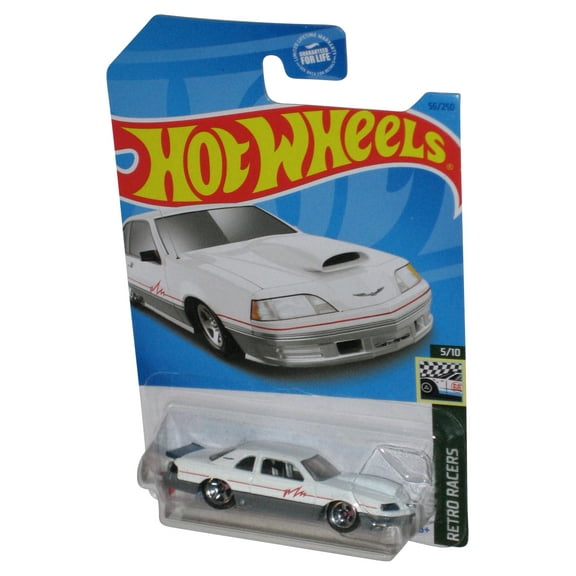 Hot Wheels Retro Racers 5/10 (2021) White Matt And Debbie Hay's 1988 Pro Street Thunderbird Car 56/250