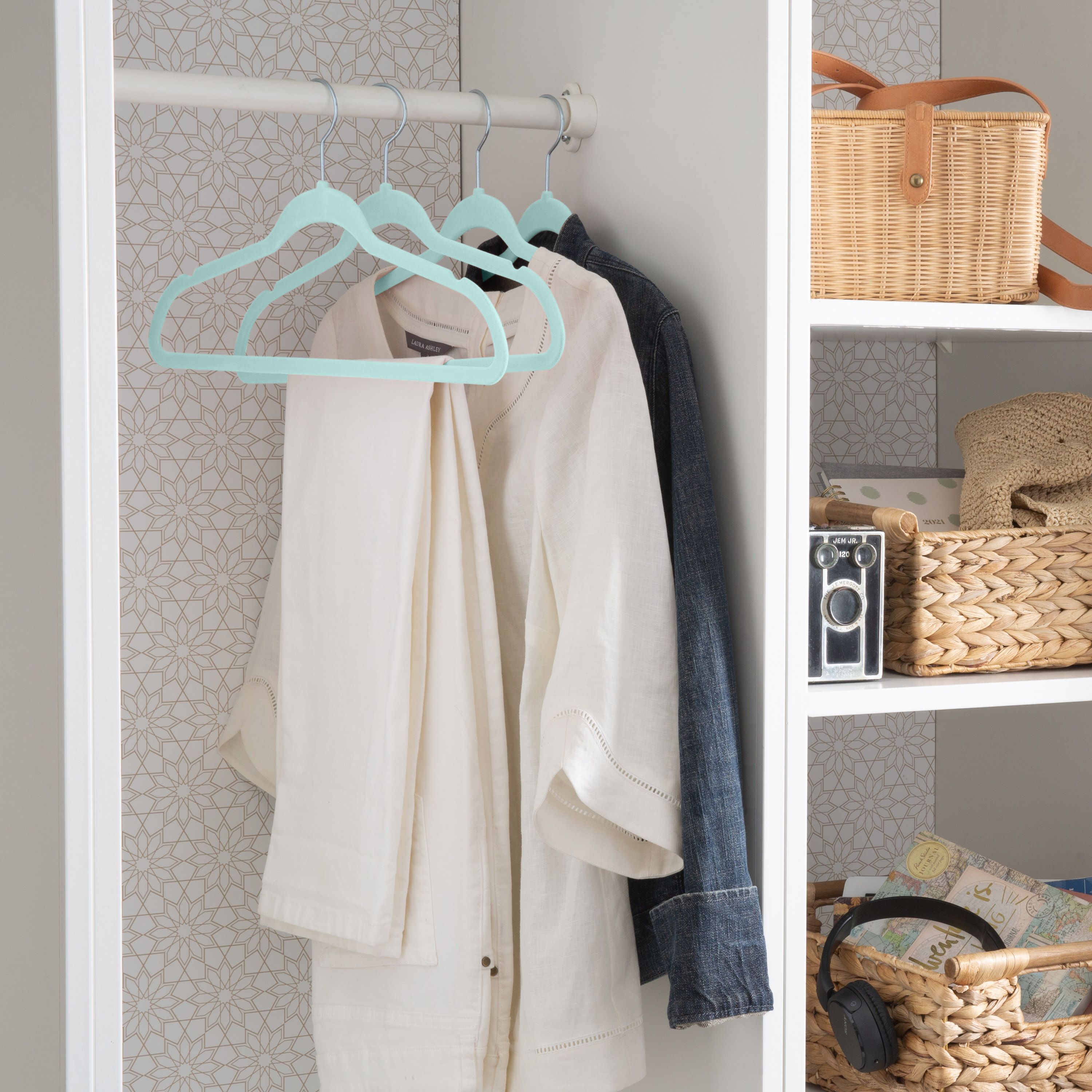 Simplify Adult 10 Pack Super Slim Velvet Hangers with Gold Hook in Pool Blue