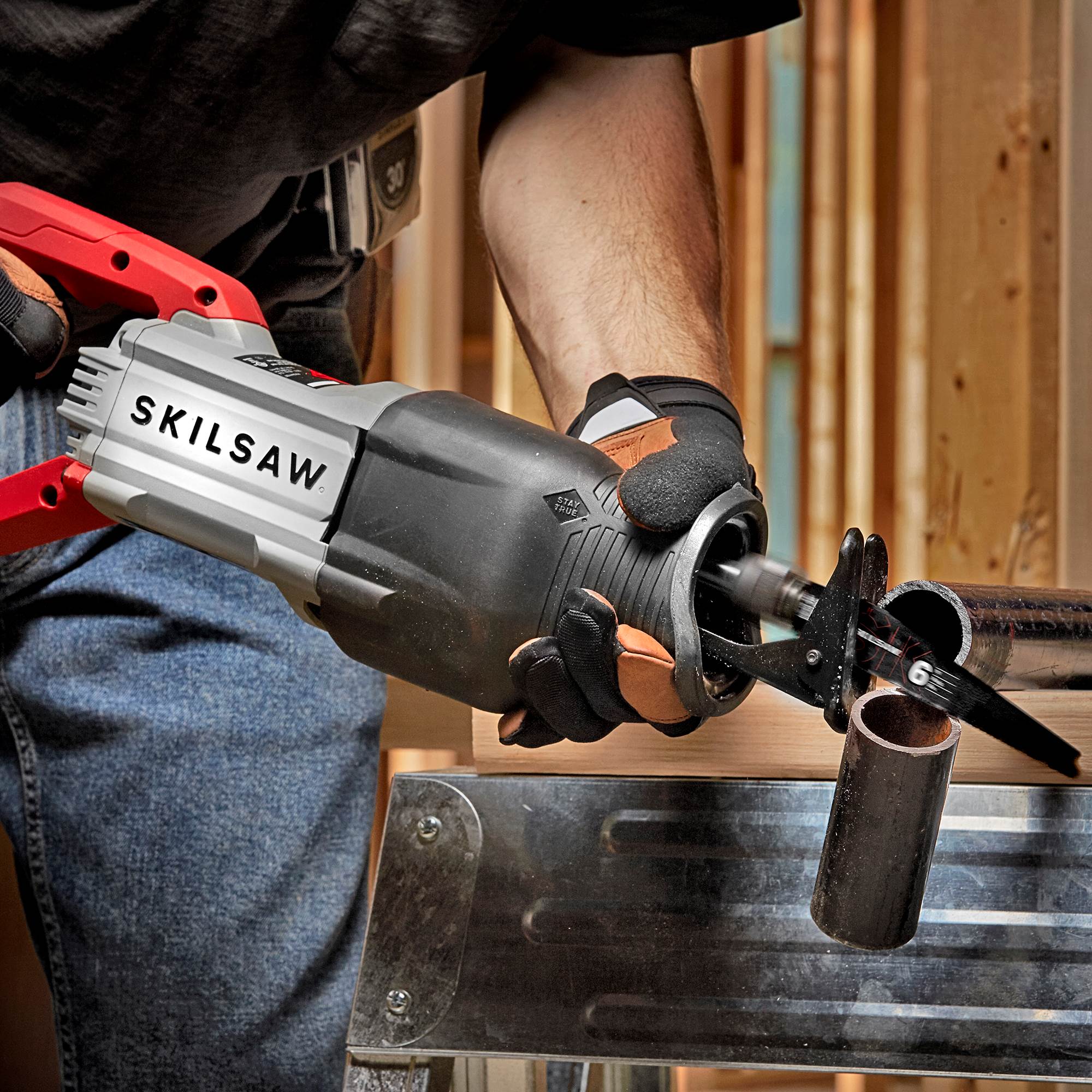 SKILSAW 13-Amp Reciprocating Saw with Buzzkill Technology, SPT44A-00 - image 5 of 8