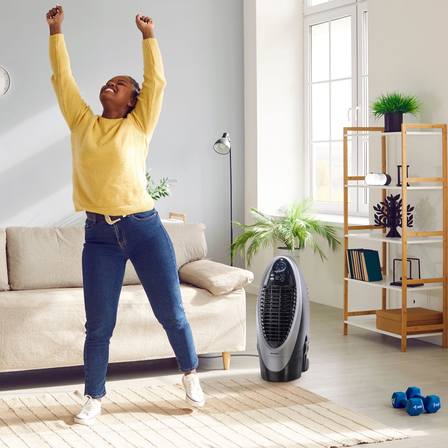 Honeywell 300 CFM 120 V Indoor Evaporative Air Cooler, Portable Swamp Cooler, with Remote Control