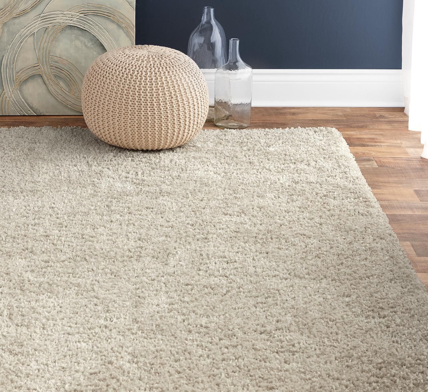 hometrends Deluxe Cream Shag Rug