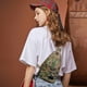 thumbnail image 4 of Bolsa de hombro camuflaje, bolsa de pecho estilo militar, para senderismo, viajes, uso diario, bolsa de hombro casual de camuflaje, bolsa de hombro de tela Oxford, mochila cruzada verde, 4 of 6