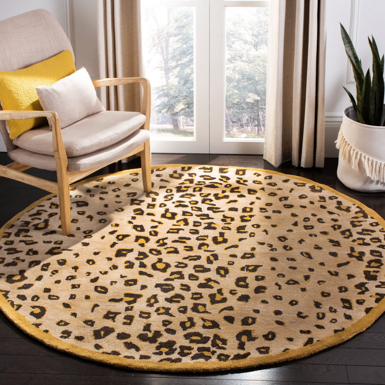 SAFAVIEH Martha Stewart Kalahari Spotted Area Rug, Teak, 4' x 6'