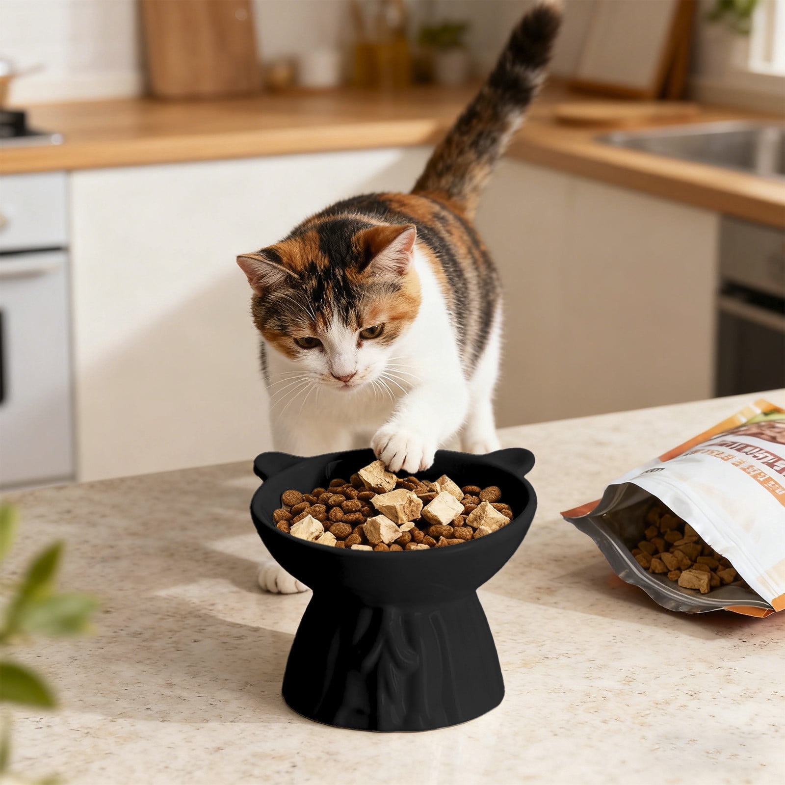 Elevated Cat Food Bowl Ceramic Raised Pet Feeding Dish 13 cm x 12 cm x 11.5 cm White 500 g
