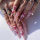 thumbnail image 4 of Uñas postizas con diamantes de imitación, uñas postizas rosas, mariposas, uñas brillantes para damas y niñas, 24 Uds., 4 of 6