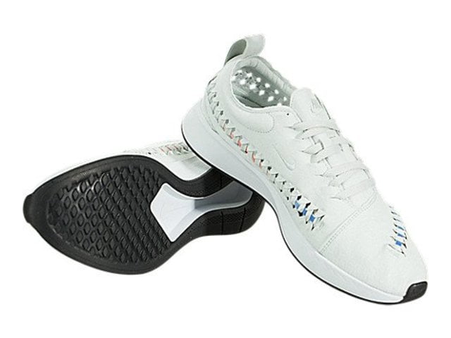 women's nike dualtone racer woven casual shoes