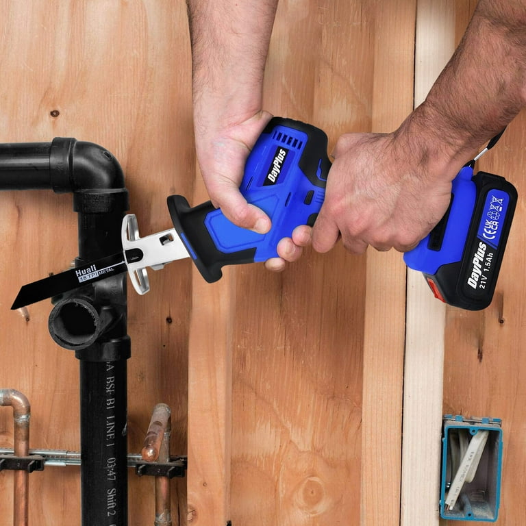 Dayplus Cordless Reciprocating Saw Wood Metal Cutting 2 Batteries Charger Pruning Sabre