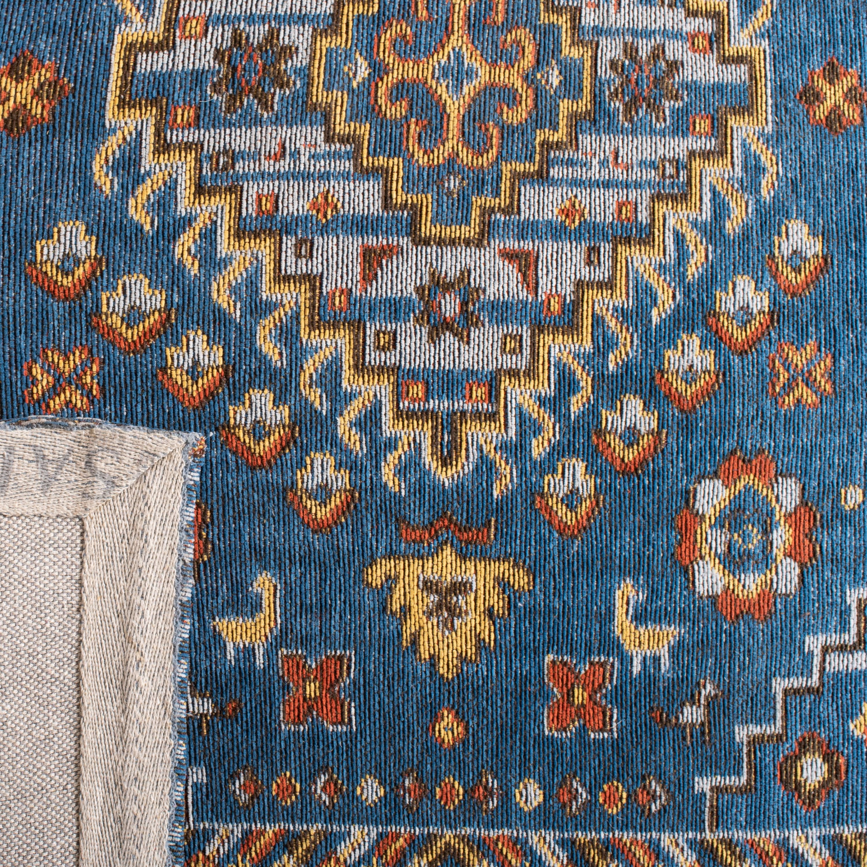 SAFAVIEH Classic Vintage Serrena Oriental Polyester Area Rug, Blue/Gold, 5' x 8'