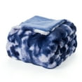 thumbnail image 4 of Amelie Home Faux Rabbit Fur Throw Blanket – Soft Plush Bubble Texture for Couch or Bed, 4 of 5