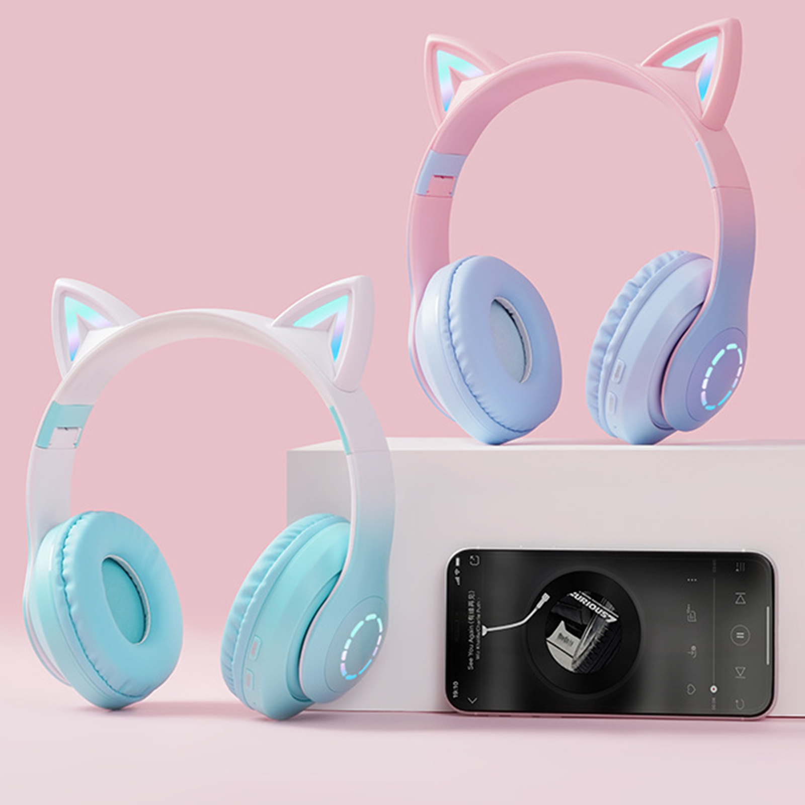 Soapow Cat Ear Kids Bluetooth Headphones for Girls for School, Foldable Gaming Headset with Microphone/LED Light up, Adjustable Headband Teens Toddlers Wireless Earphones for Tablet/PC(Green)