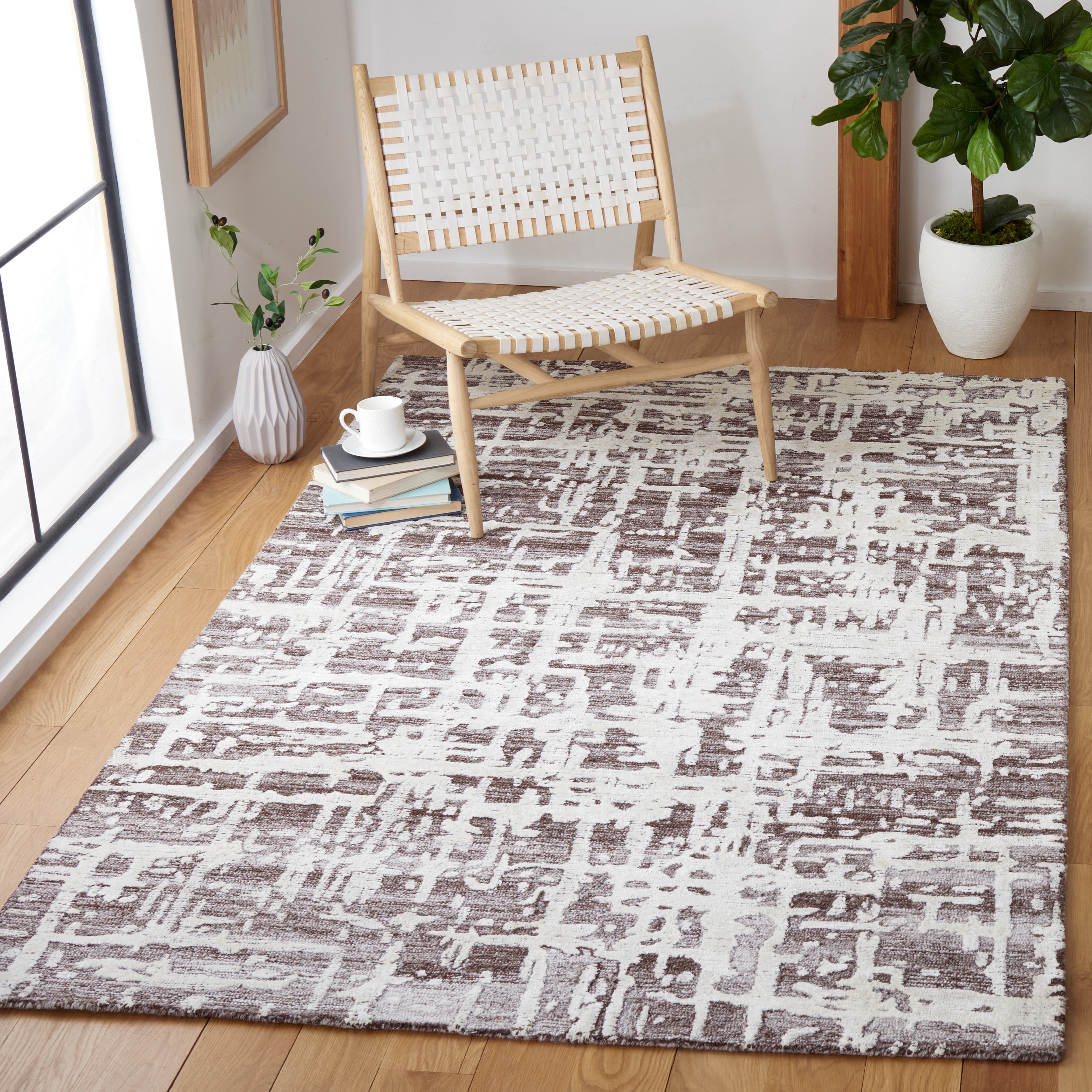 SAFAVIEH Soho Bianca Abstract Area Rug, Brown/Ivory, 5' x 8'