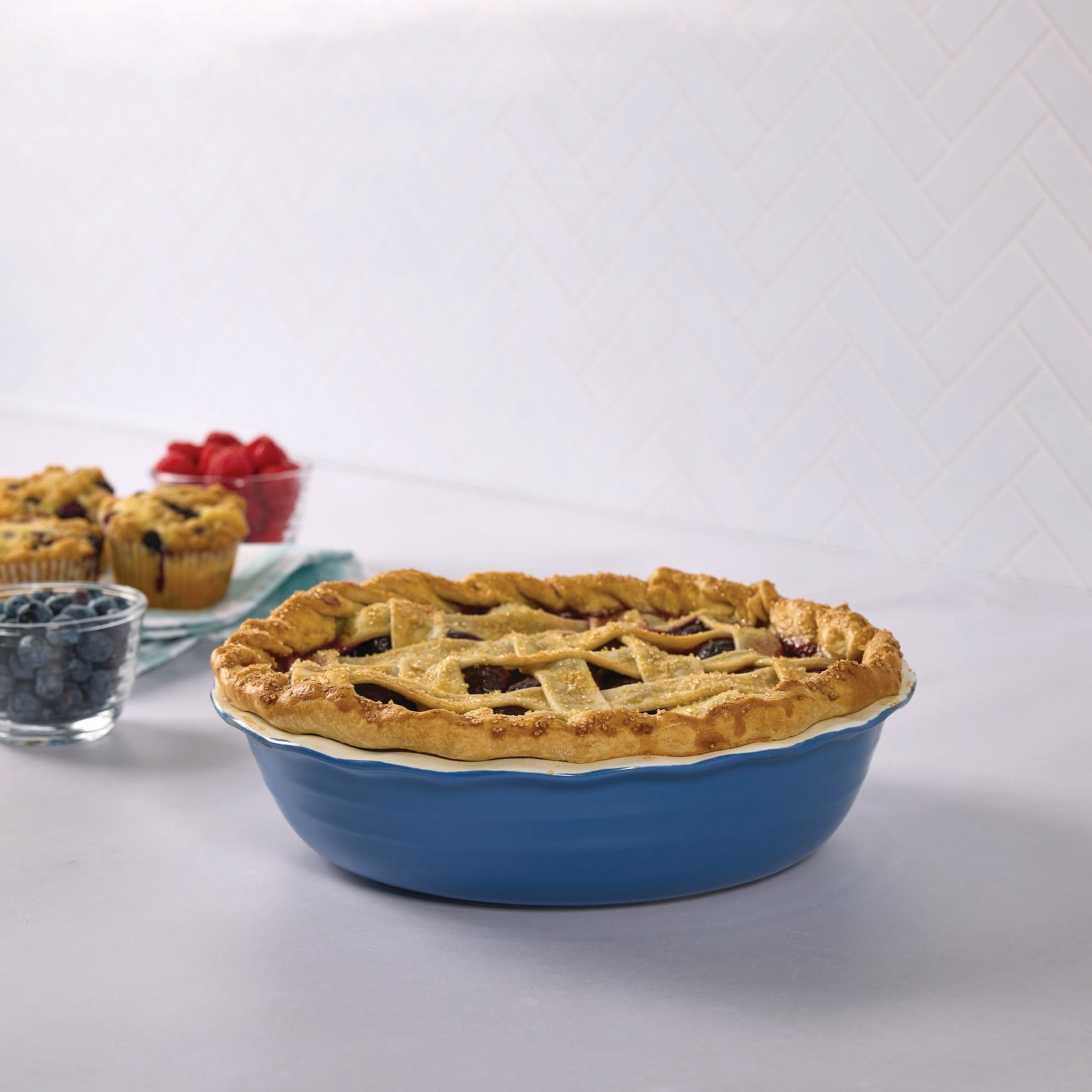 Dolly Parton 10 in Ceramic Pie Dish, Blue