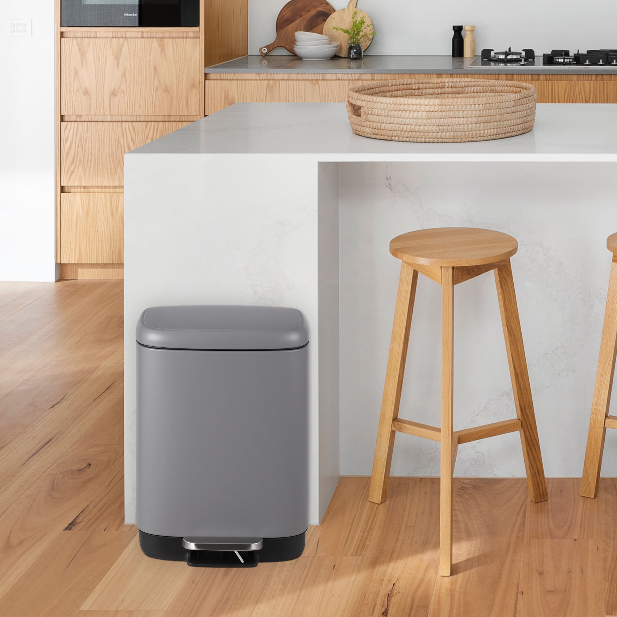 Stainless Steel Trash Can, 3.2 Gallon Lid, Soft Closing Pedal, Fingerprint Resistant, Durable, Suitable for Kitchen Bathroom Trash Can