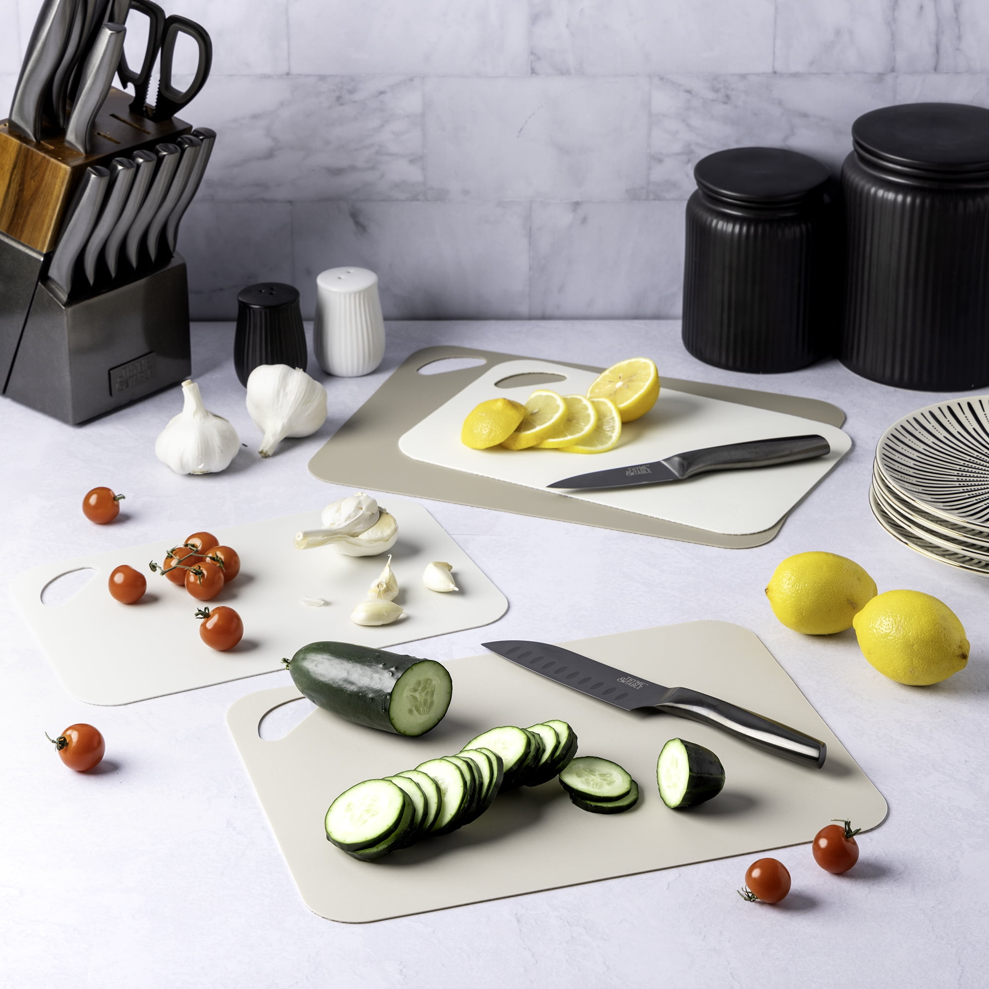 Thyme & Table 4-Piece Poly Cutting Mats SM 7.5"x11.4", MD 9.8"x13.4" - Cream