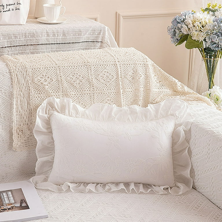 Euro Shams How To Arrange Throw Pillows On A Bed Queen Bed Pillow