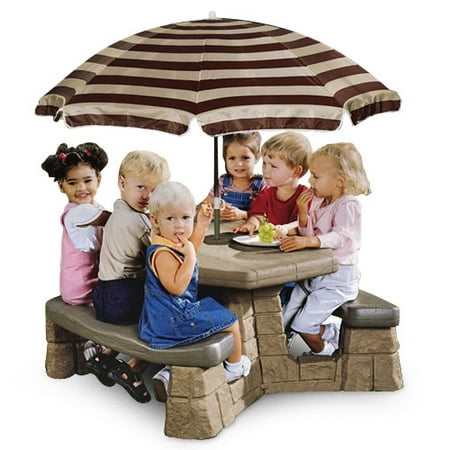 Step2 Naturally Playful Picnic Table With Umbrella