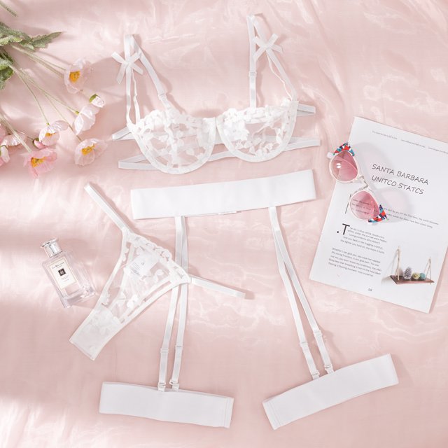 Conjunto de lencería sexy de tres piezas con perspectiva de malla bordada con encaje popular europeo y americano para niñas