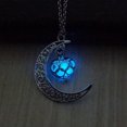 thumbnail image 3 of Collar con colgante de cadena de clavícula navideña con forma de corazón y luna hueca, 3 of 5