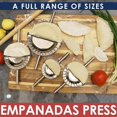 thumbnail image 4 of Molde Para Raviolis, Pierogi, Empanadas, Etc., En Acero Inoxidable, Acero Inoxidable, Plateado, Talla M, 4 of 5