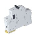 thumbnail image 1 of Disyuntor C32, 32A 1P Disyuntor en miniatura Disyuntor de bajo voltaje Disyuntor de instalación en riel DIN 230V/400V, 1 of 8