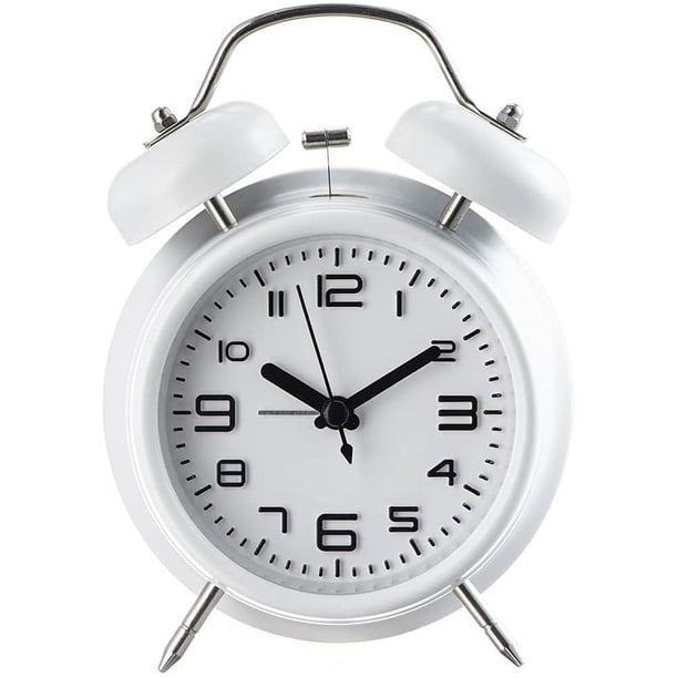 Bienvenido - Reloj despertador ruidoso para adultos que duermen profundamente, silencioso, sin tictac, con dos campanas para dormitorio, analógico, con pilas y luz de fondo (4 pulgadas, blanco)
