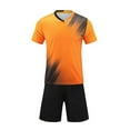 thumbnail image 2 of Conjuntos de blusas y camisas de manga corta con cuello en V. Conjunto de traje de fútbol de color sólido para niños para juegos deportivos universitarios, partidos de rendimiento, uniformes de entren, 2 of 5