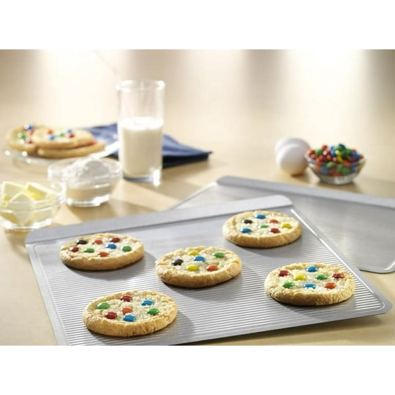 Medium Cookie Sheet Tray Pan, Nonstick - USA Pan