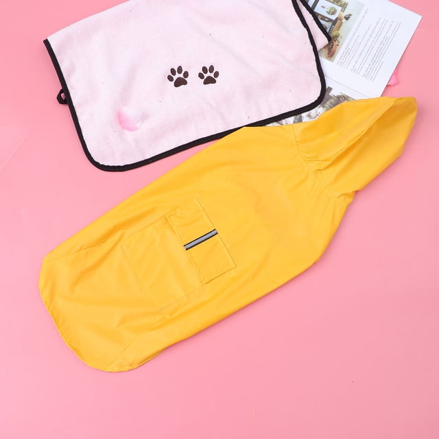 SHOWERORO 1Pcs Dog Poncho for Large Dogs in Yellow with Hooded Design and Waterproof Material